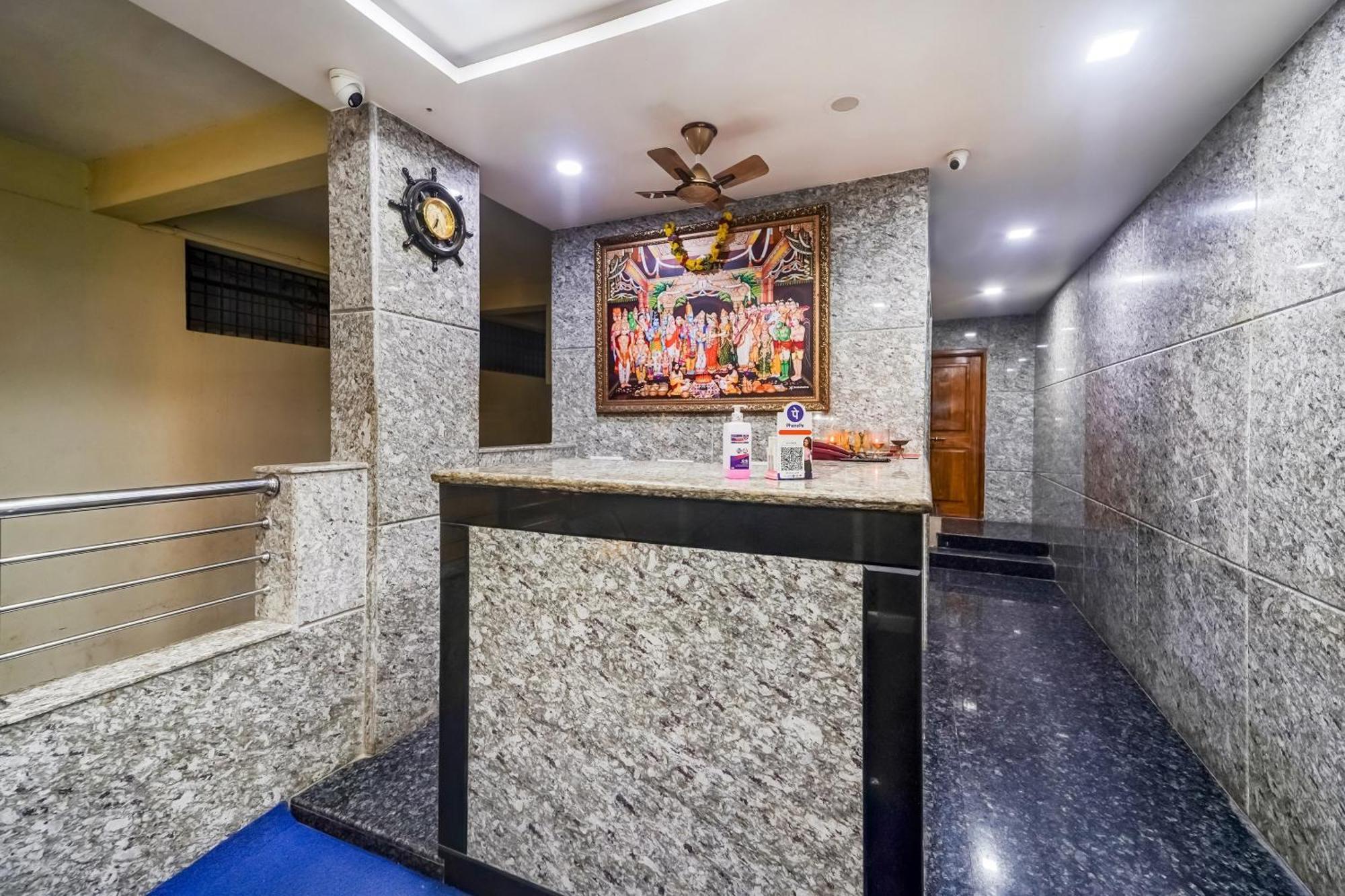 Hotel O Sree Vishnu Bhavan 蒂鲁帕蒂 外观 照片